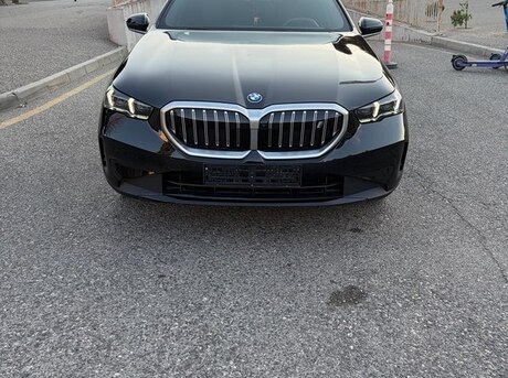 BMW i5 2023
