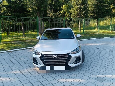 Hyundai Elantra 2017