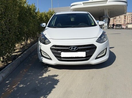 Hyundai i30 2016