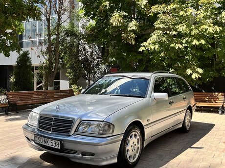 Mercedes C 220 2000