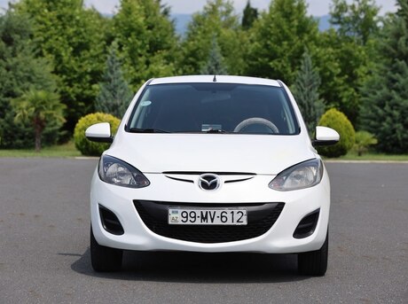 Mazda 2 2013