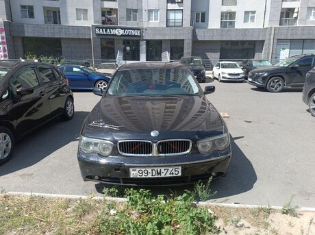 BMW 745 2001