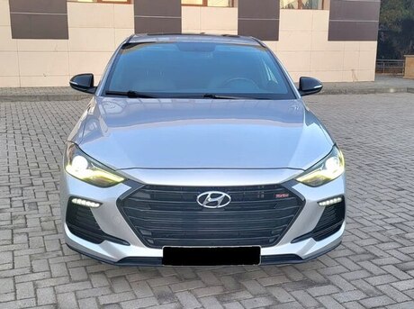 Hyundai Elantra 2017