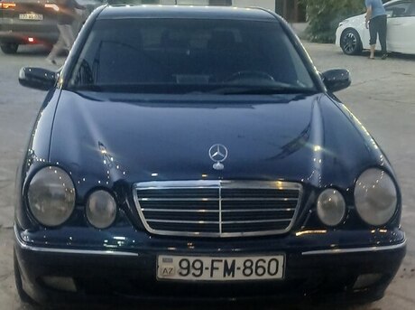 Mercedes E 220 2001