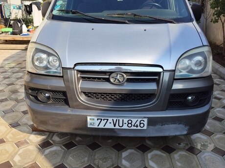 Hyundai H-1 2013