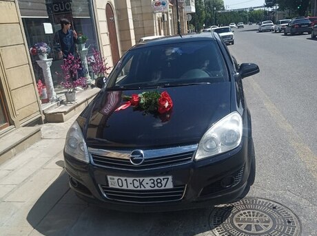 Opel Astra 2010