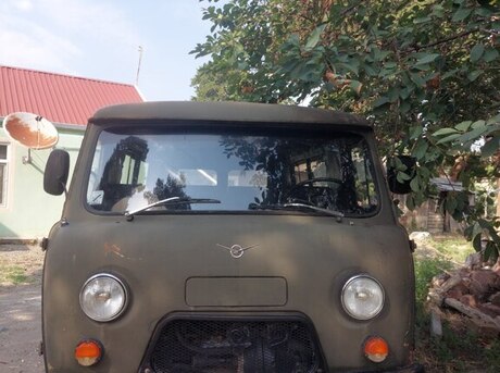 UAZ 452 1982