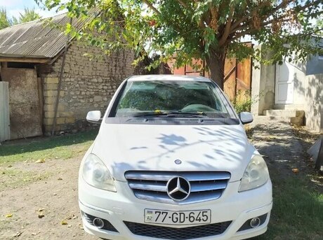 Mercedes B 170 2009