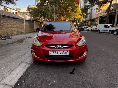 Hyundai Accent 2012