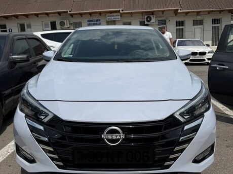 Nissan Sunny 2023