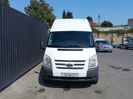 Ford Transit 2011