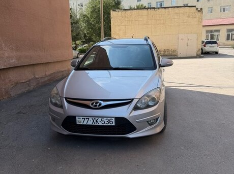 Hyundai i30 2011
