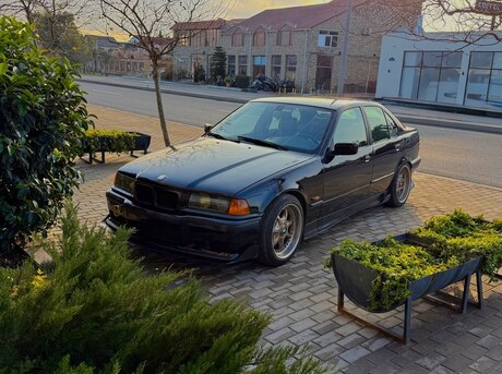 BMW 320 1996