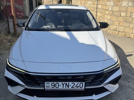 Hyundai Elantra 2025