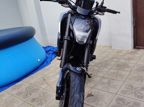 CFMOTO 300 NK 2022