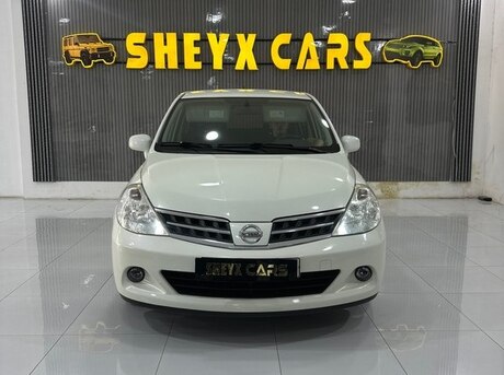 Nissan Tiida 2011