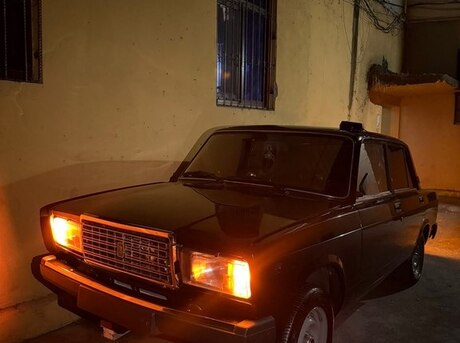 LADA (VAZ) 2107 2011