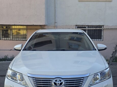 Toyota Camry 2014