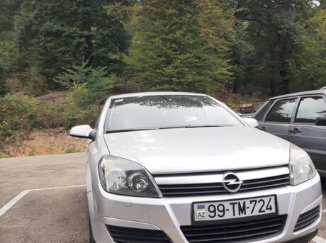 Opel Astra 2005