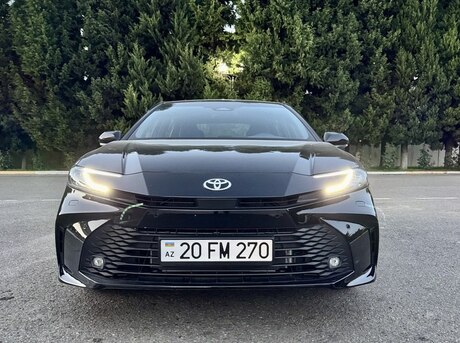Toyota Camry 2026
