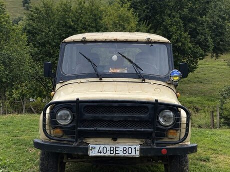 UAZ 469 1999