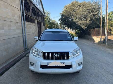 Toyota Land Cruiser Prado 2012
