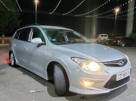 Hyundai i30 2011