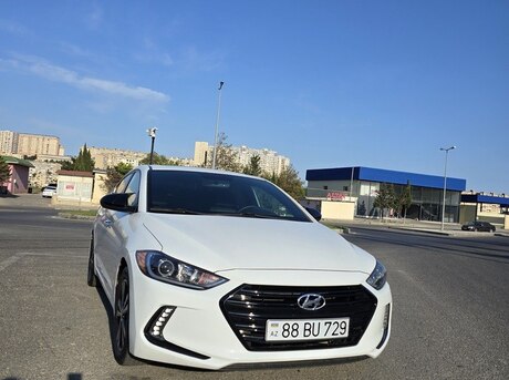 Hyundai Elantra 2017