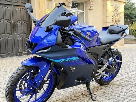 Yamaha R15 2024