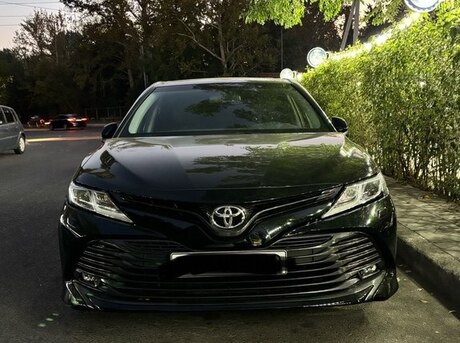 Toyota Camry 2020