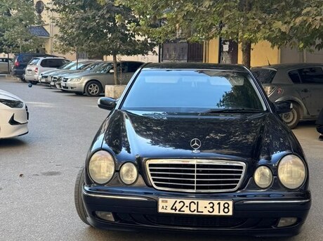 Mercedes E 220 2000