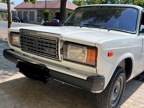 LADA (VAZ) 2107 2011