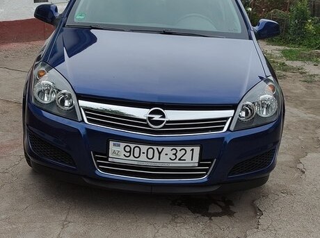 Opel Astra 2010