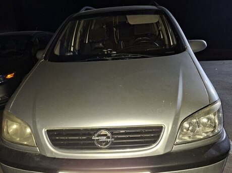 Opel Zafira 2002