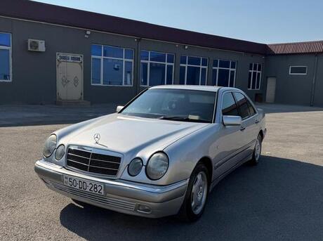 Mercedes E 240 1998