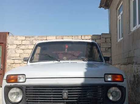 LADA (VAZ) Niva 2002
