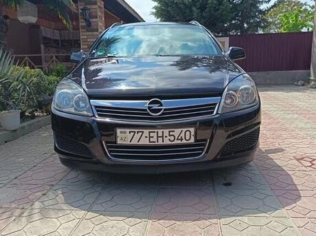 Opel Astra 2010