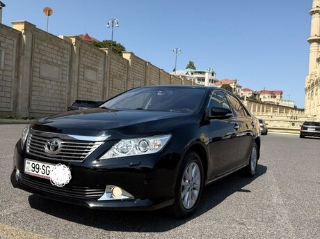 Toyota Camry 2014