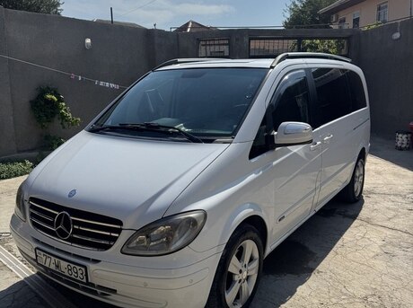 Mercedes Viano 2009