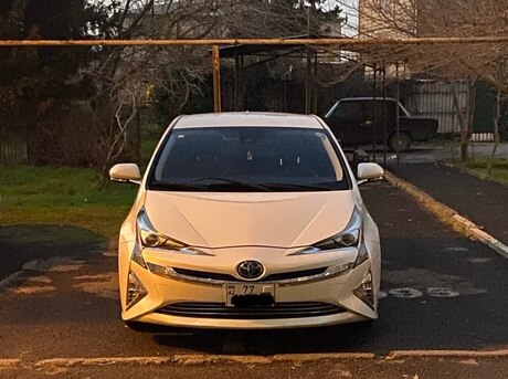 Toyota Prius 2016