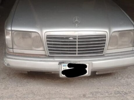 Mercedes 220 E 1995