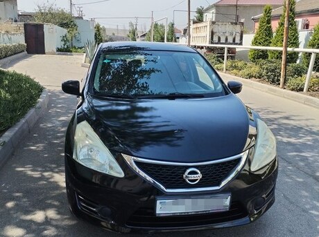 Nissan Tiida 2013
