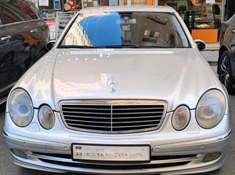 Mercedes E 220 2002