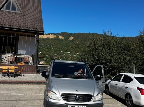 Mercedes  2008