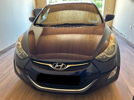Hyundai Elantra 2013