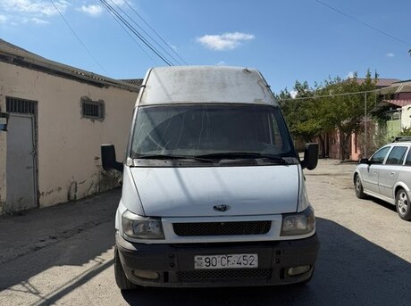 Ford Transit 2000