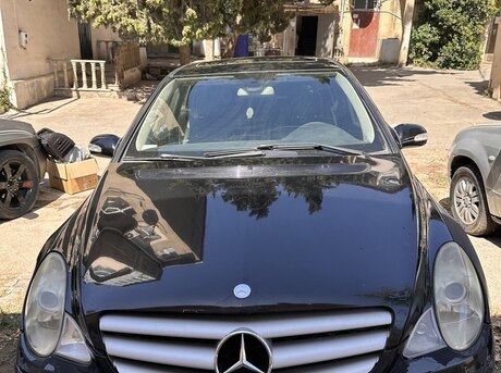 Mercedes  2006