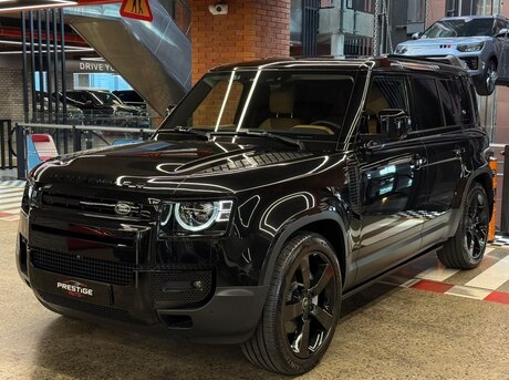 Land Rover Defender 2023