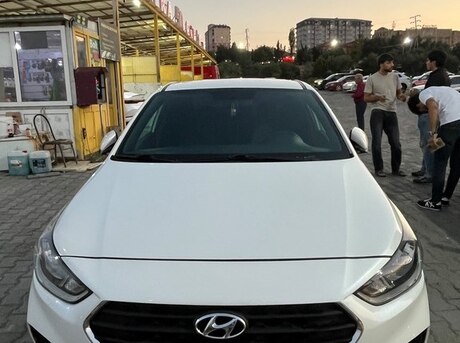 Hyundai Accent 2021
