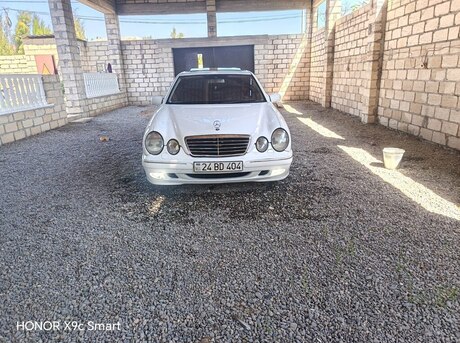 Mercedes E 280 4MATIC 2002